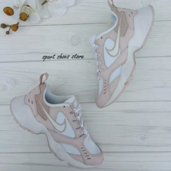 nike air heights pink